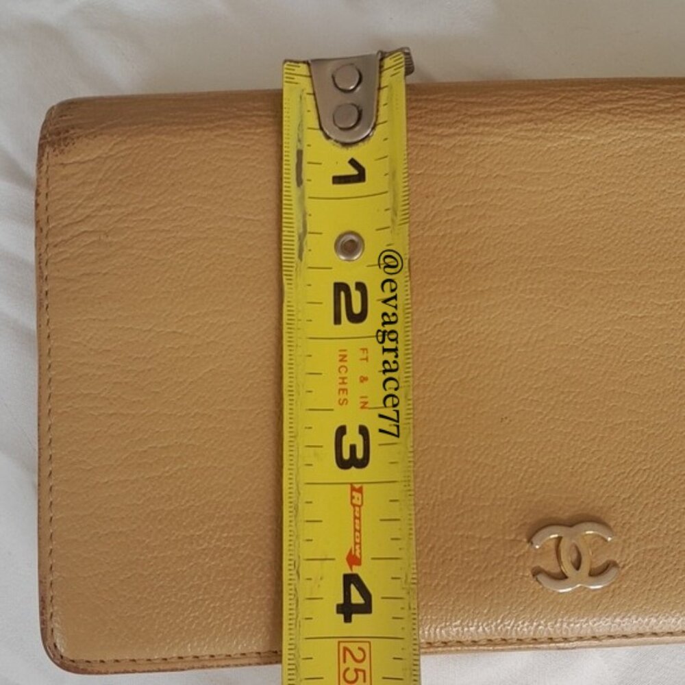 Chanel Bifold Long Flap Clutch/Wallet. - Picture 13 of 16